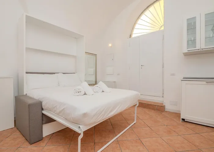 Cozy Rhome *